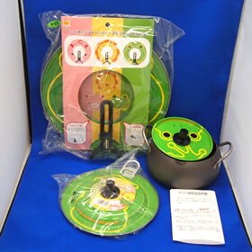 カエルモチーフのキッチン用品