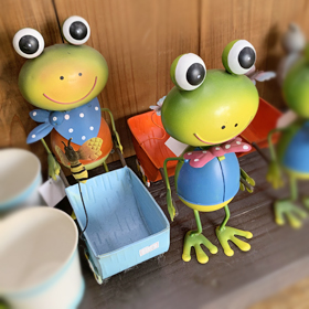 カエルのアニマルポット